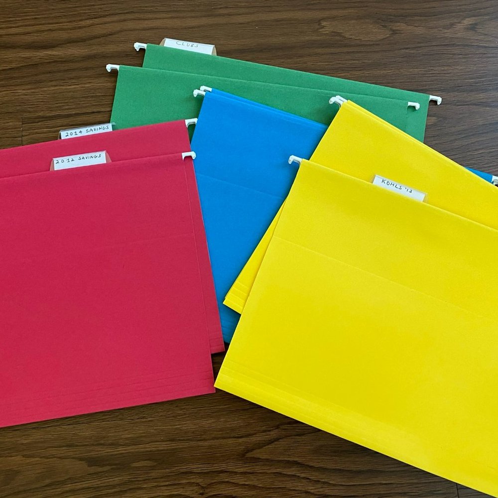 Set of 8 Smead 64059 Colored Hanging File Folders Yellow, Red, Blue, Green